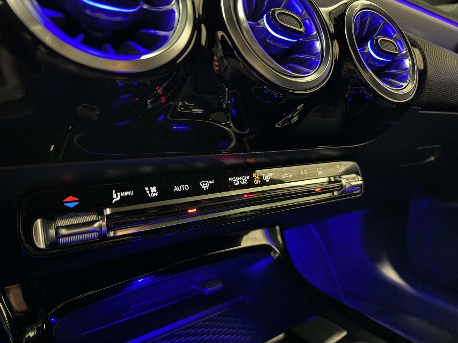 Sort Mercedes CLA250 e fra 2021