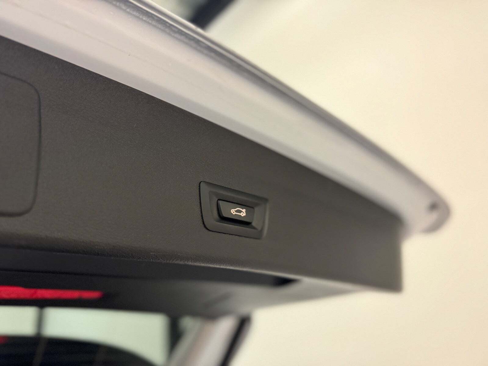 Sølv BMW X1 fra 2017