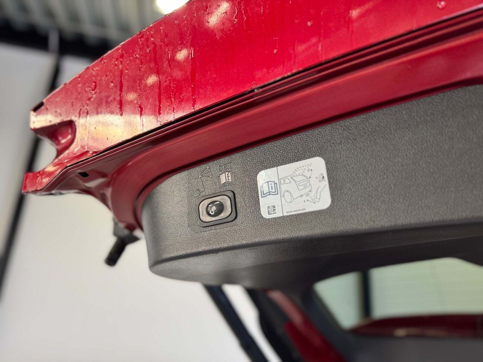 Rød Ford Kuga fra 2018