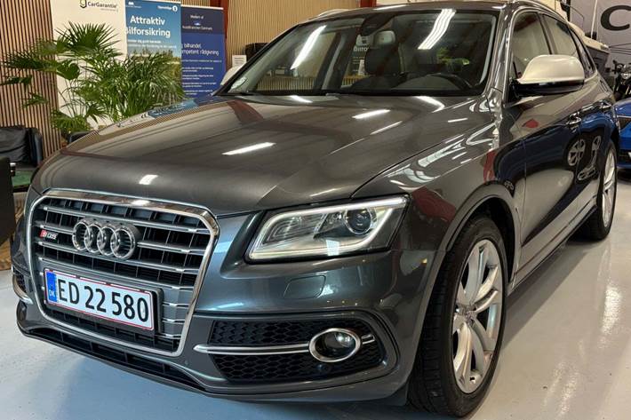 Grå Audi SQ5 fra 2015