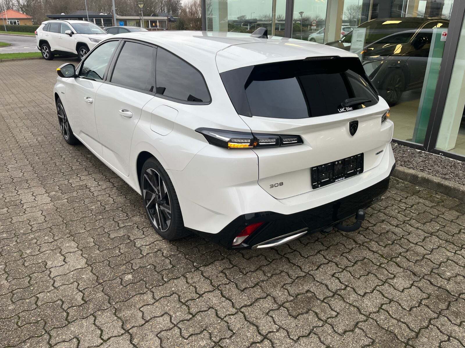 Peugeot 308 1,6 Hybrid First Selection+ SW EAT8