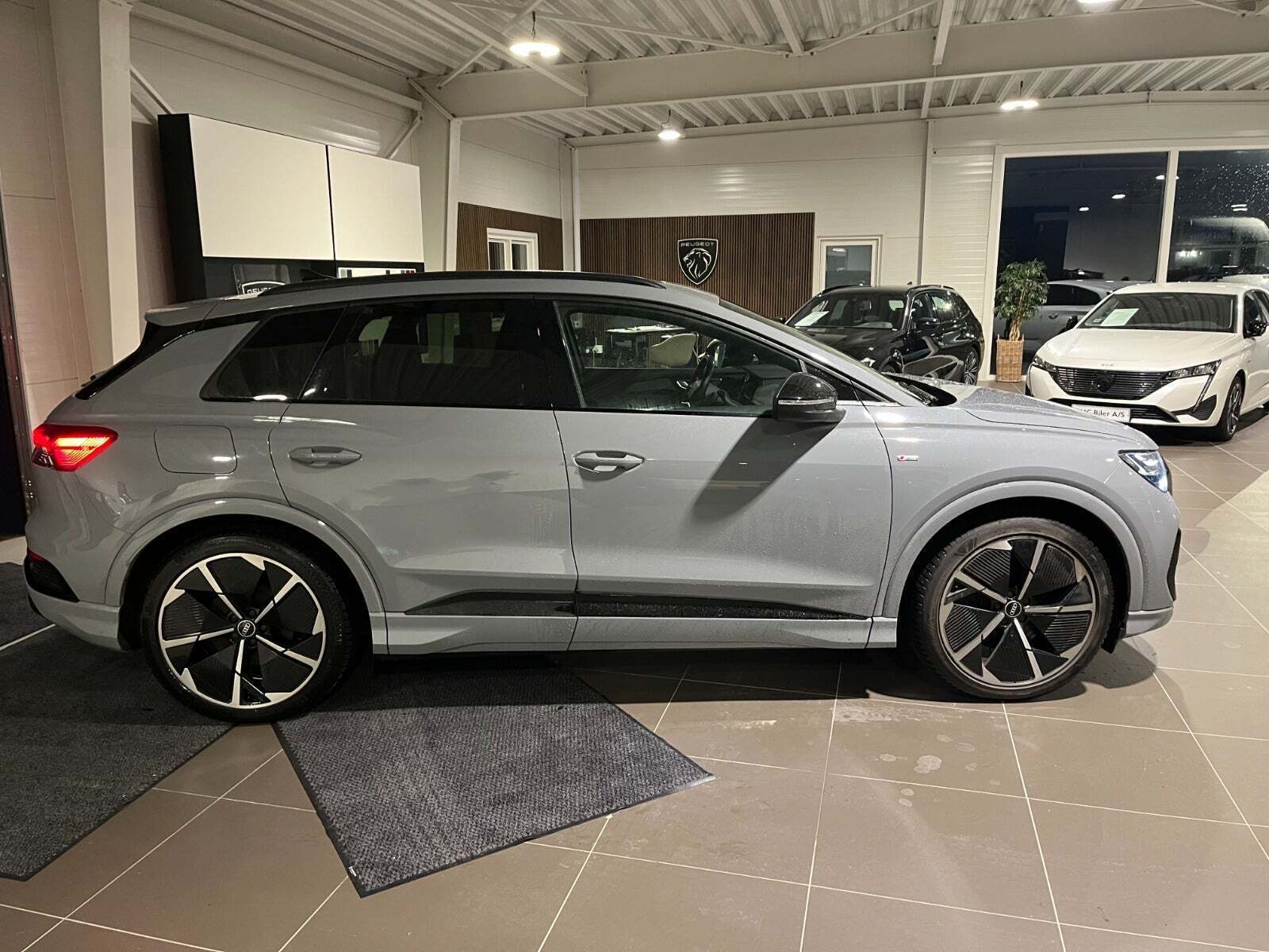 Audi Q4 e-tron 40 S-line