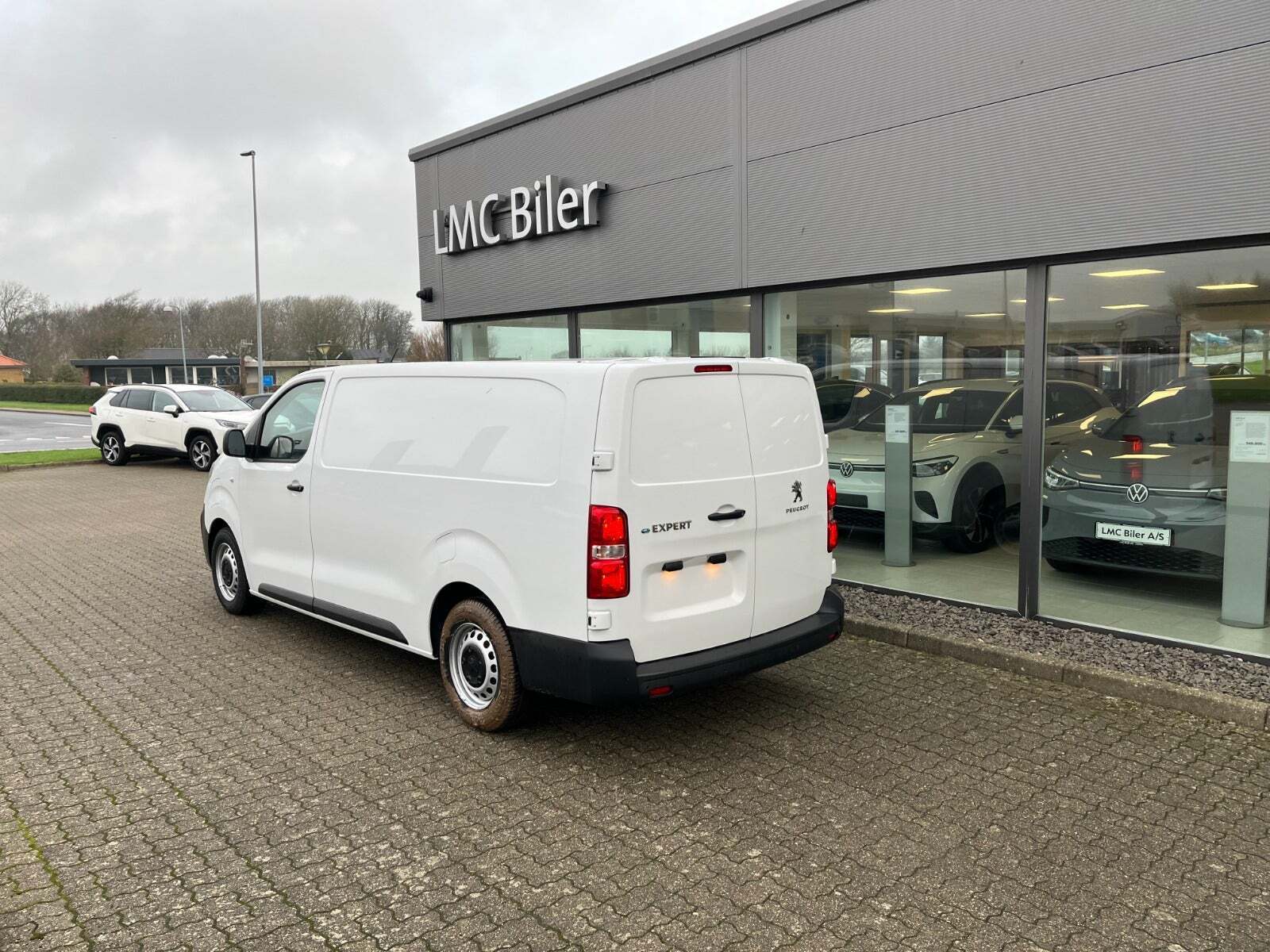 Peugeot e-Expert 75 L3 Plus Van