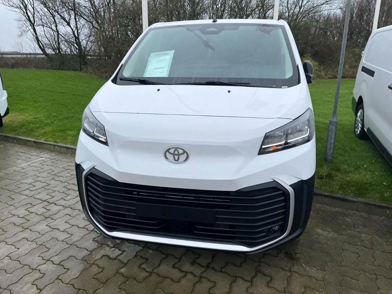 Toyota ProAce 75 Long Comfort Master