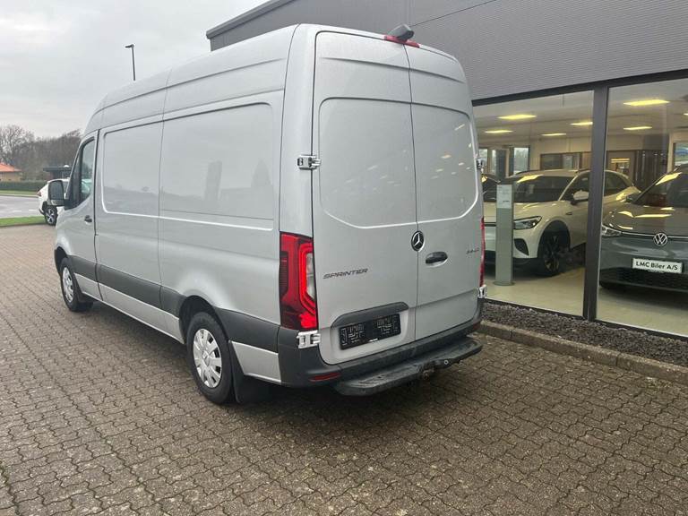 Mercedes Sprinter 316 2,2 CDi A2 Kassevogn aut. RWD