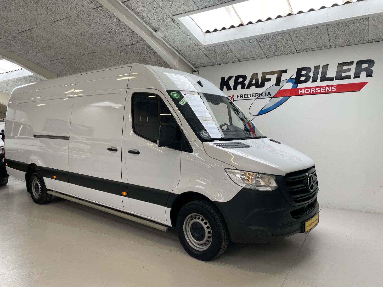 Mercedes Sprinter 317 2,0 CDi A4 Kassevogn aut. RWD