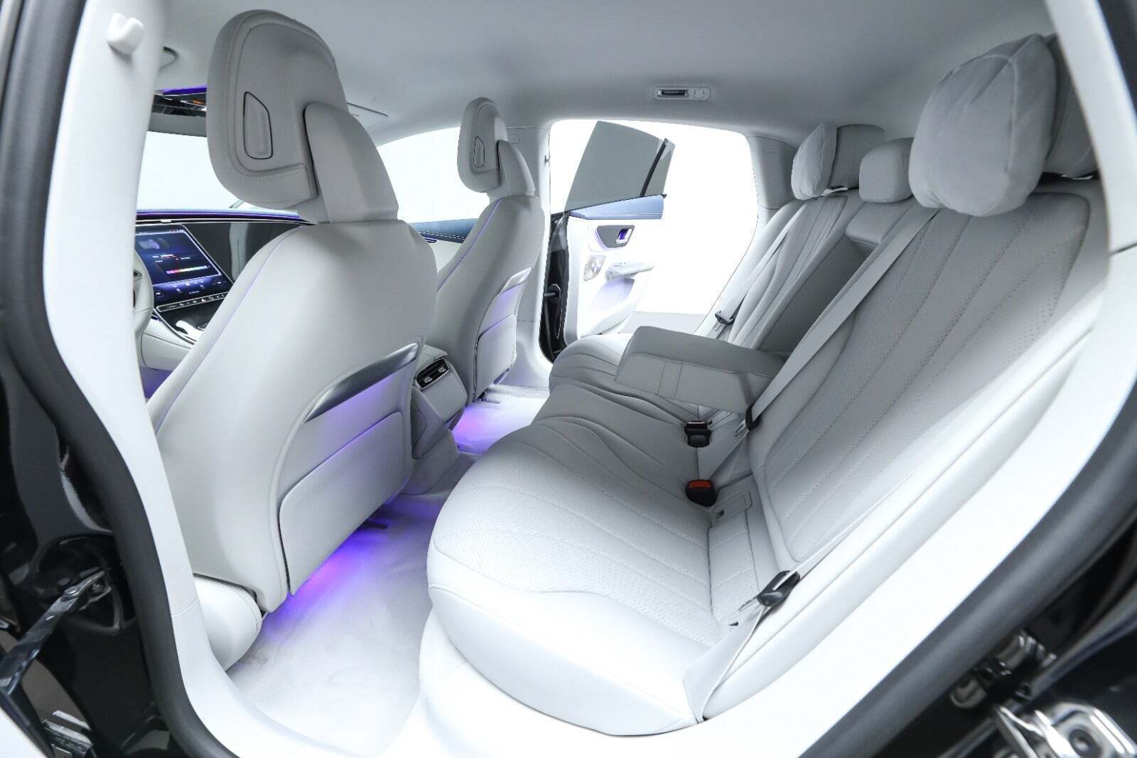 Mercedes EQE350+ AMG Line