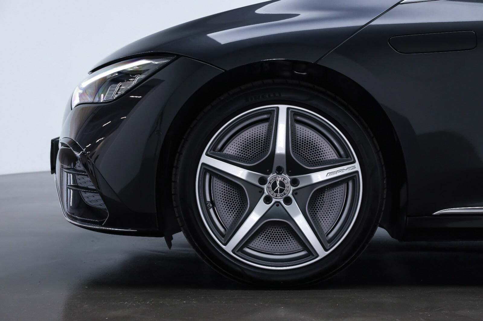 Mercedes EQE350+ AMG Line