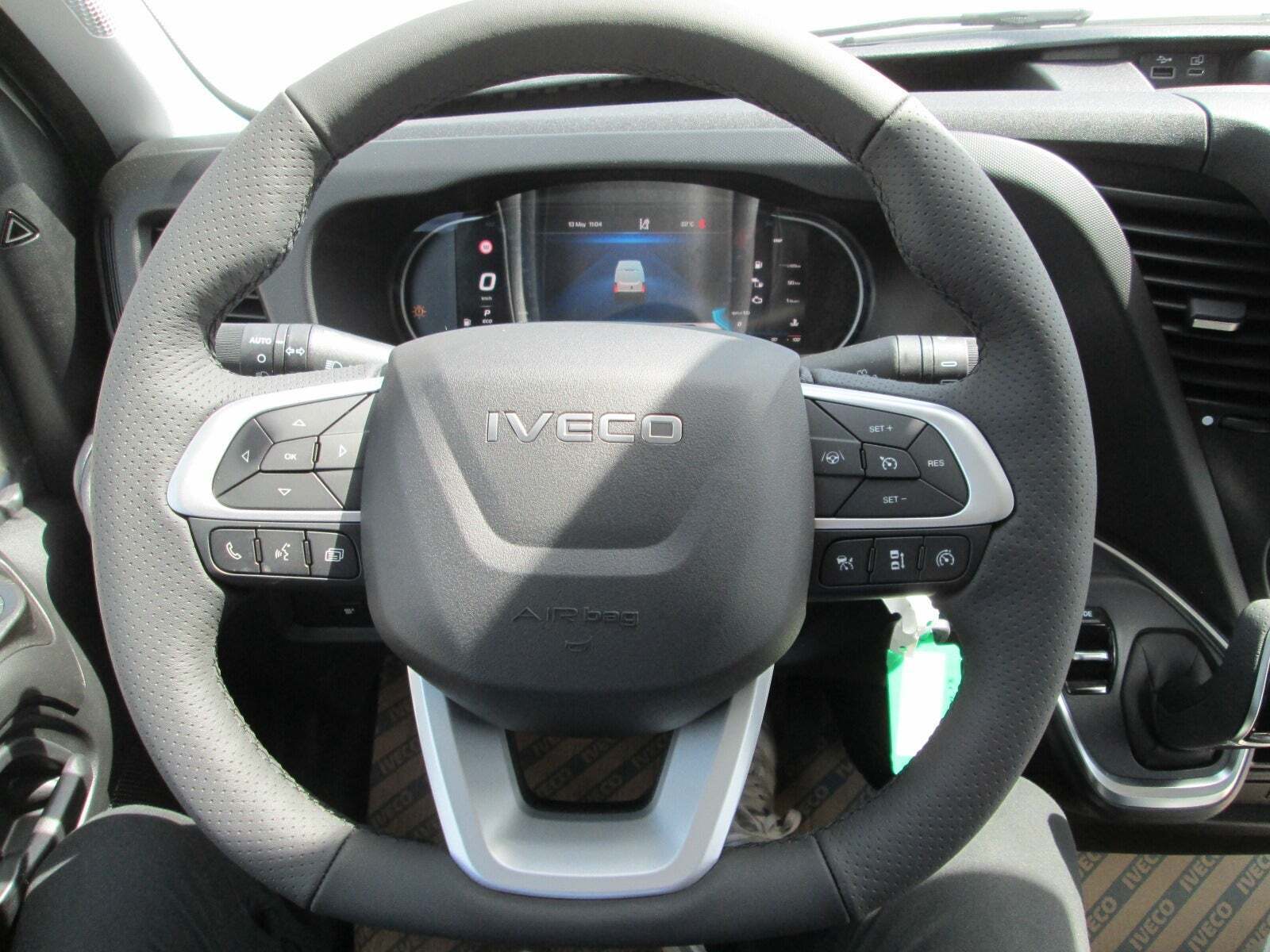 Hvid Iveco Daily fra 2025