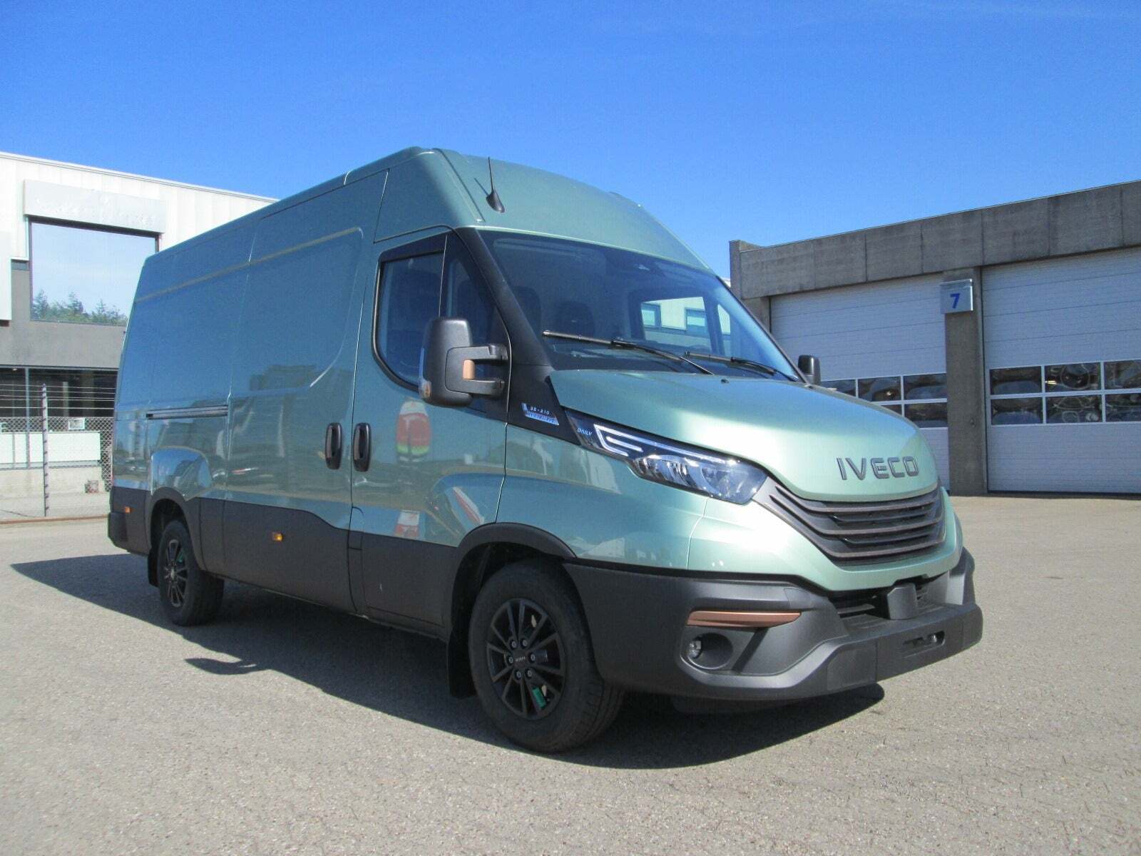 Iveco Daily 3,0 35S21 12m³ Van AG8