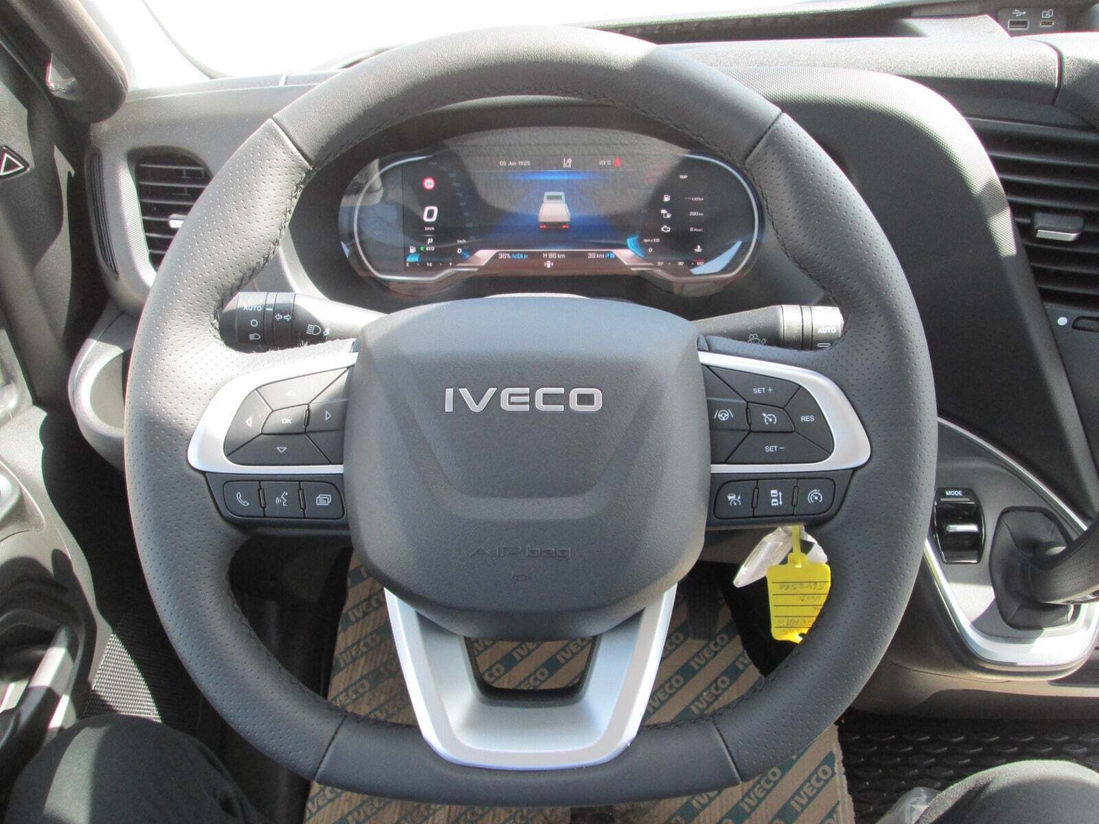 Iveco Daily 3,0 35S18 4100mm Lad AG8