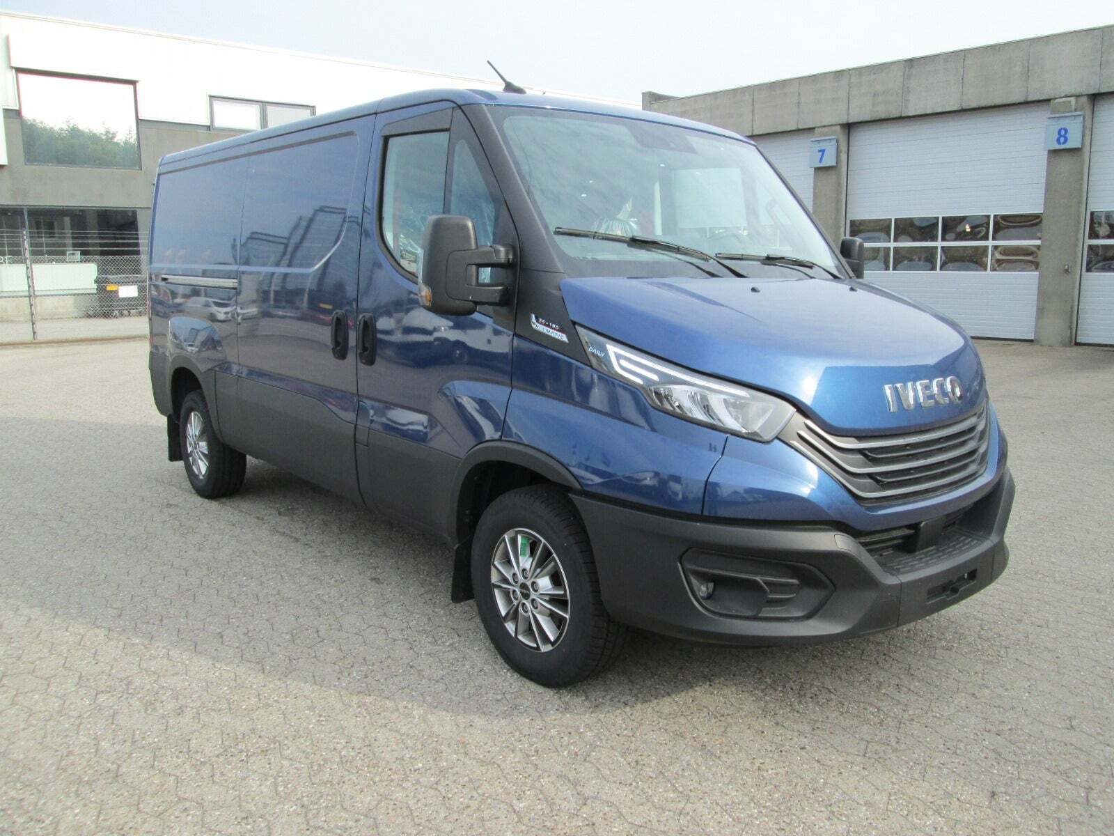 Iveco Daily 3,0 35S18 9m³ Van AG8