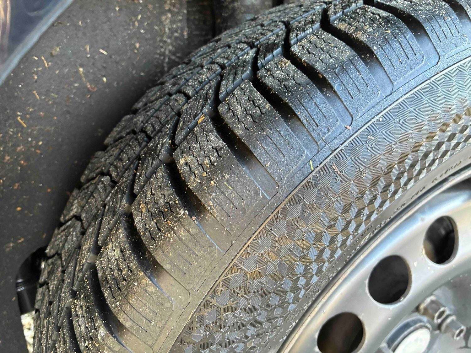 Sort VW Touran fra 2019