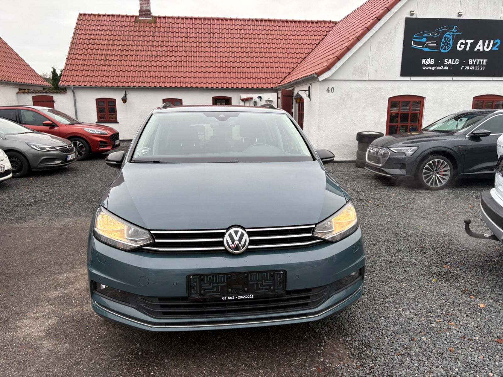 VW Touran 1,6 TDi 115 IQ.Drive 7prs