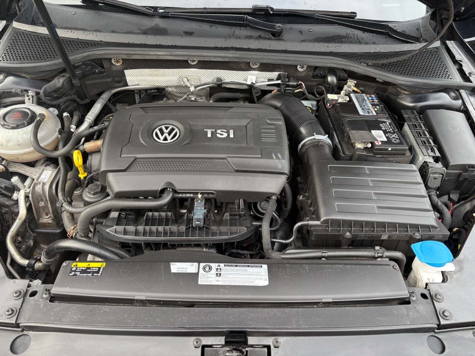 Sort VW Passat fra 2018