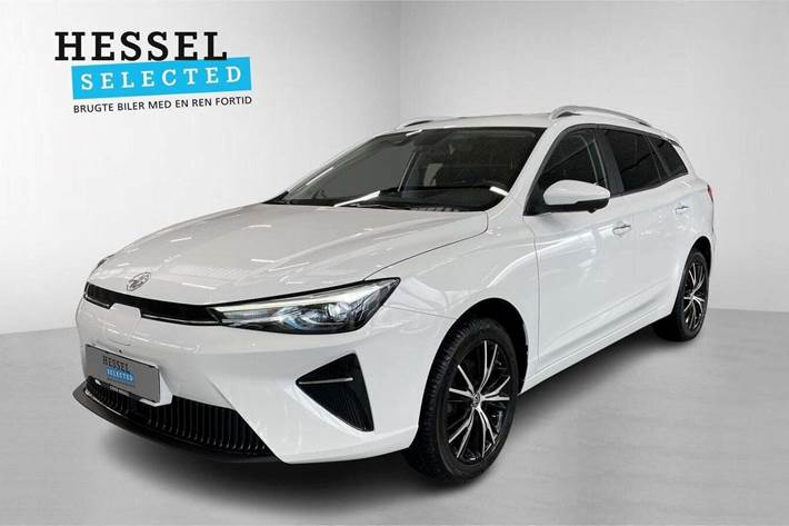 Hvid MG 5 fra 2022 set udefra