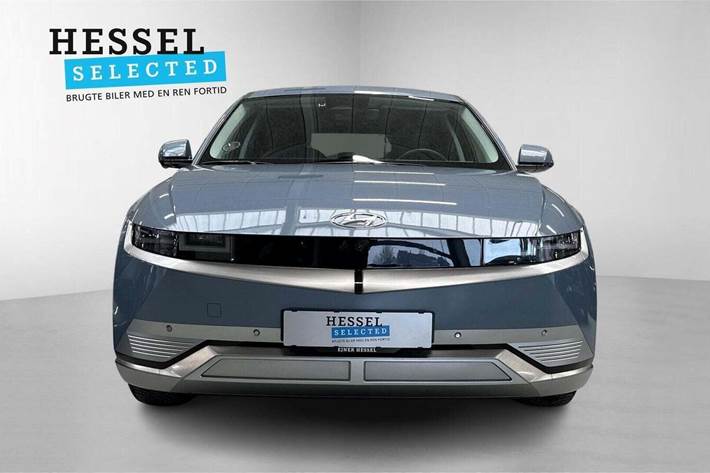 Blå Hyundai Ioniq 5 fra 2024