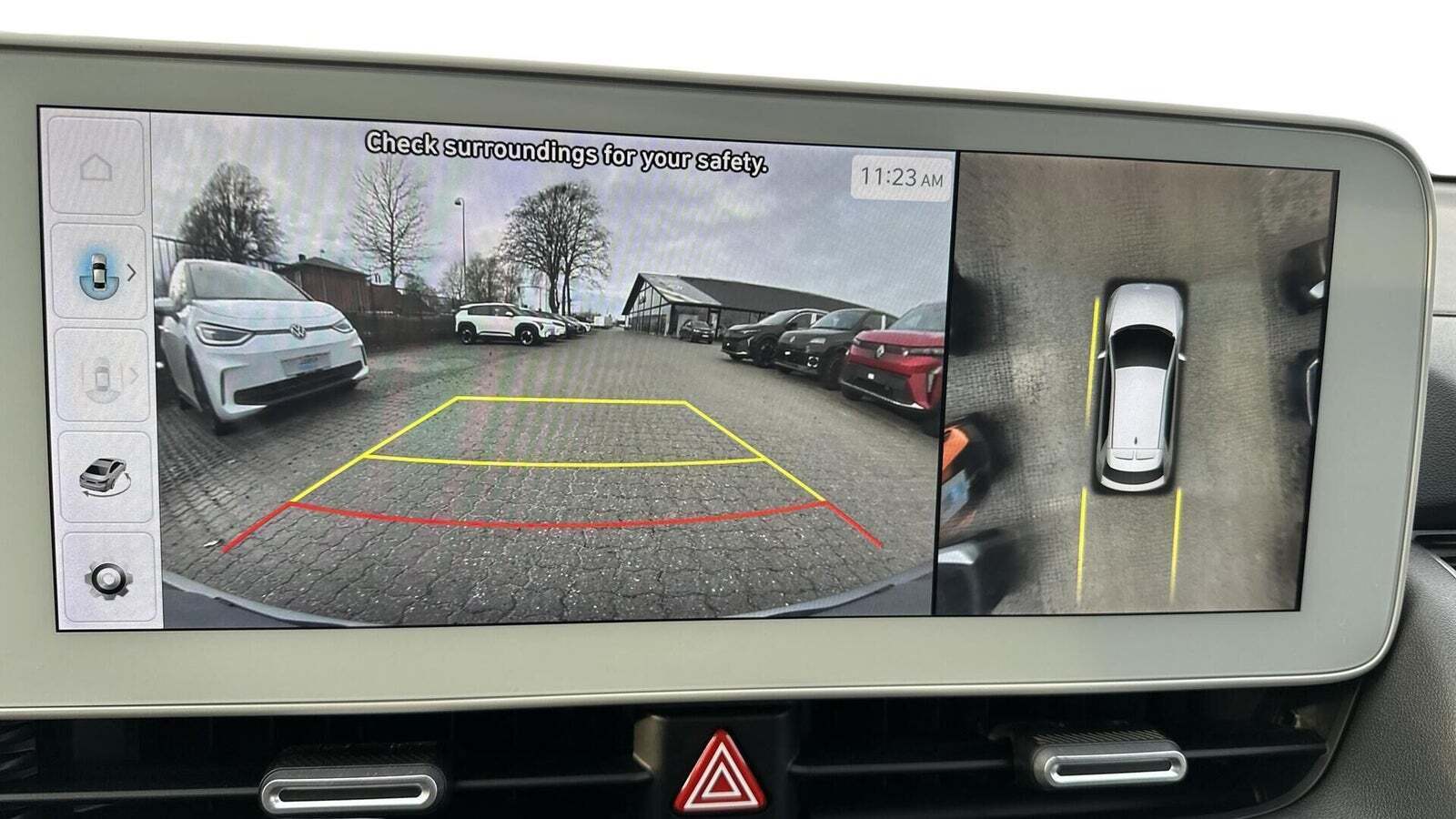 Blå Hyundai Ioniq 5 fra 2024