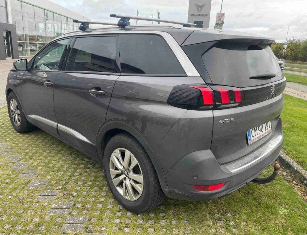 Peugeot 5008 1,5 BlueHDi 130 Allure 7prs