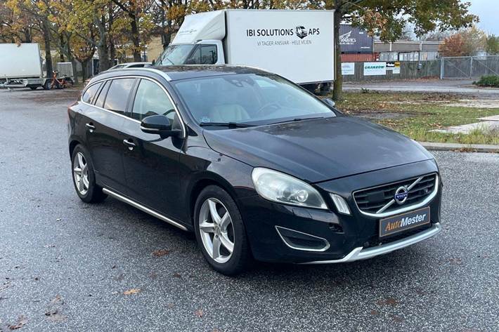 Sort Volvo V60 fra 2010