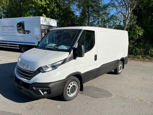 Iveco Daily 2,3 35S16 9m³ Van AG8