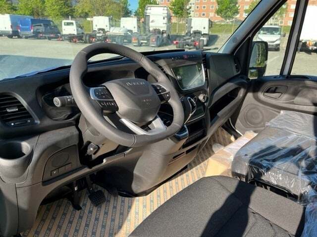 Hvid Iveco Daily fra 2025
