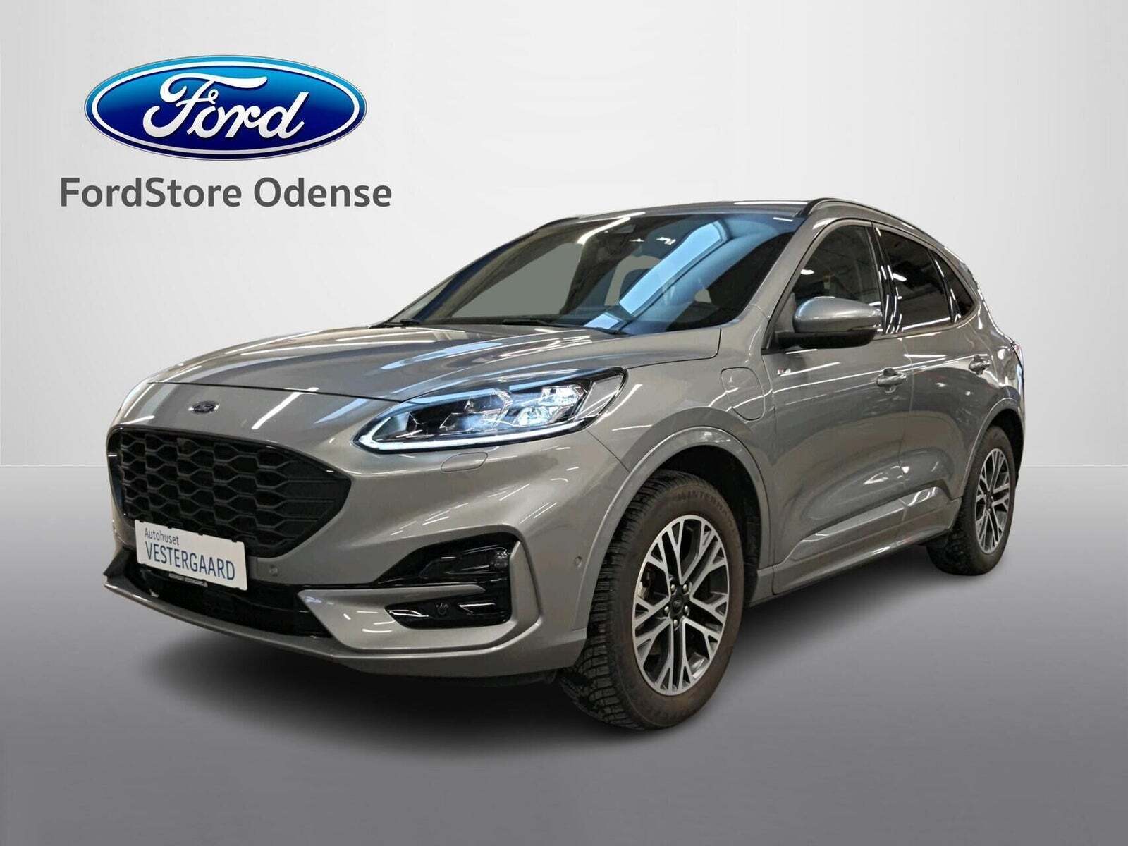 Ford Kuga 2,5 PHEV ST-Line X CVT