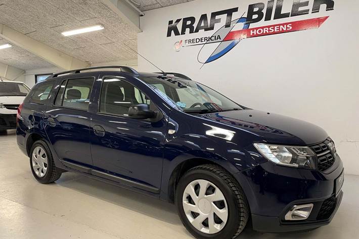 Blå Dacia Logan fra 2019