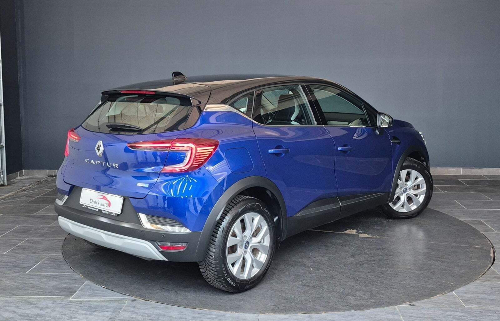 Renault Captur 1,6 E-Tech Intens