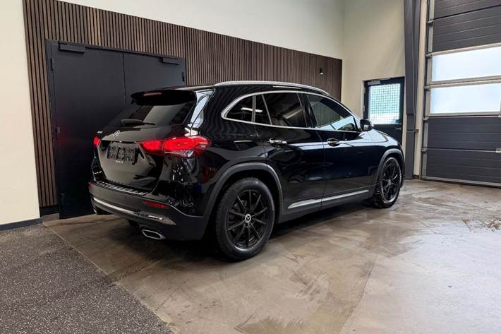 Sort Mercedes GLA200 d fra 2022
