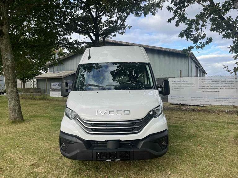 Iveco Daily 3,0 35S18 12m³ Van AG8