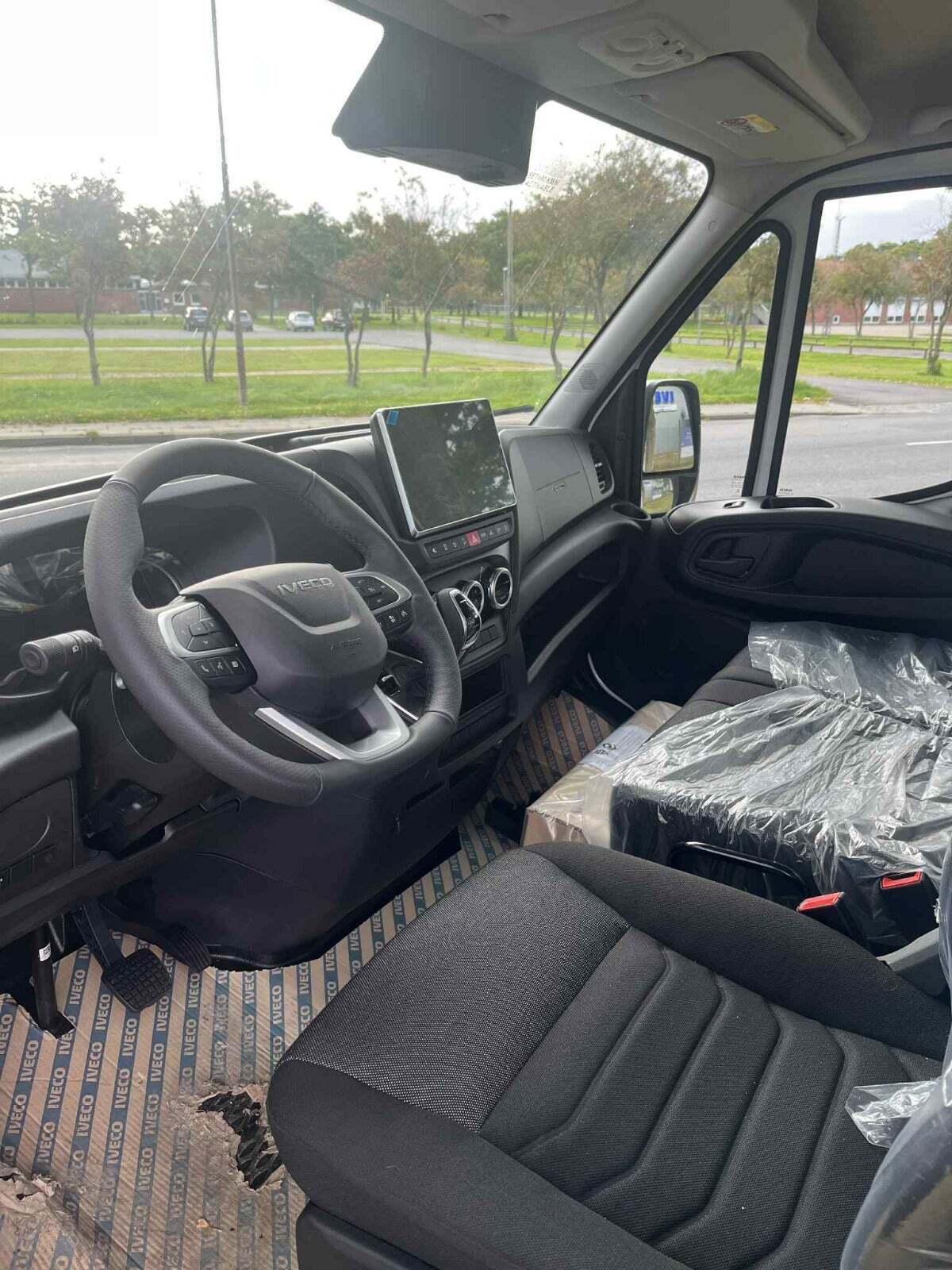 Hvid Iveco Daily fra 2025