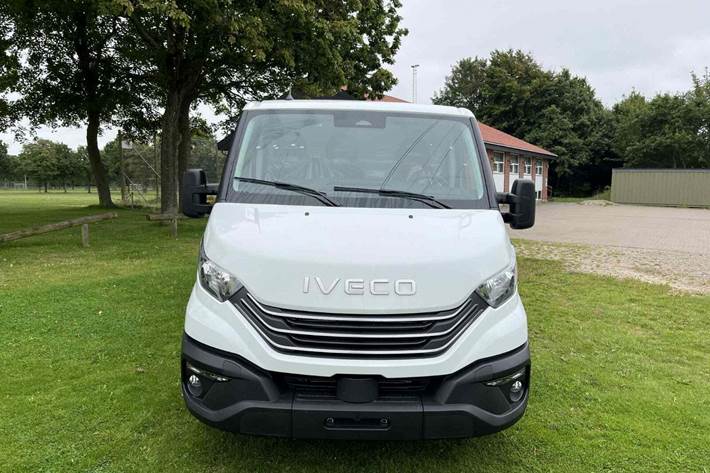 Hvid Iveco Daily fra 2025