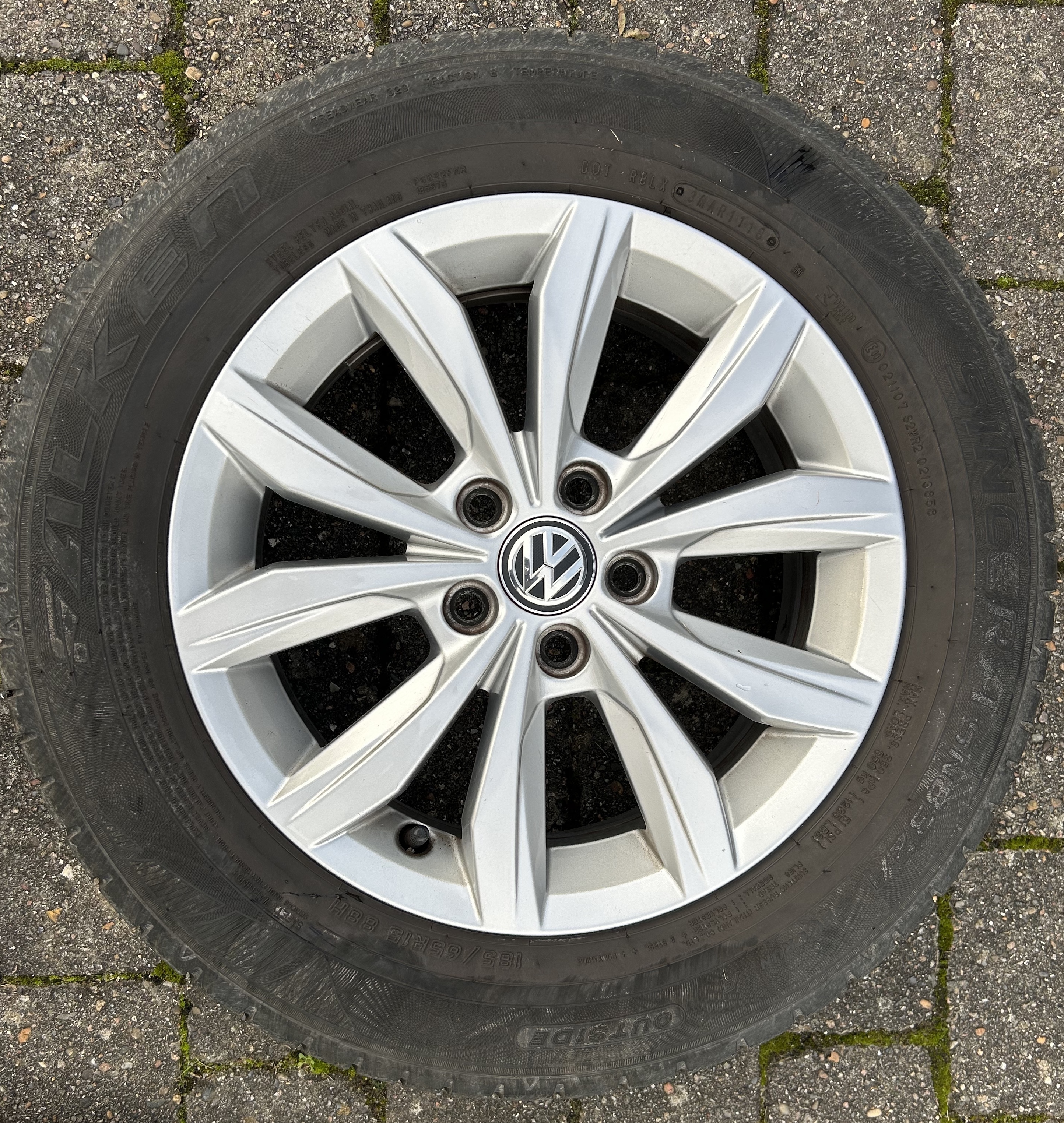 Sølv VW Polo fra 2018