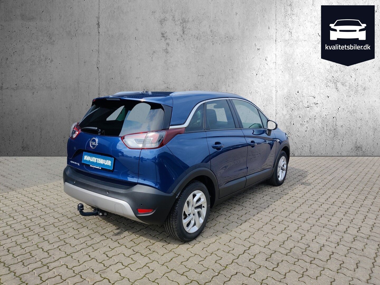 Blå Opel Crossland X fra 2020