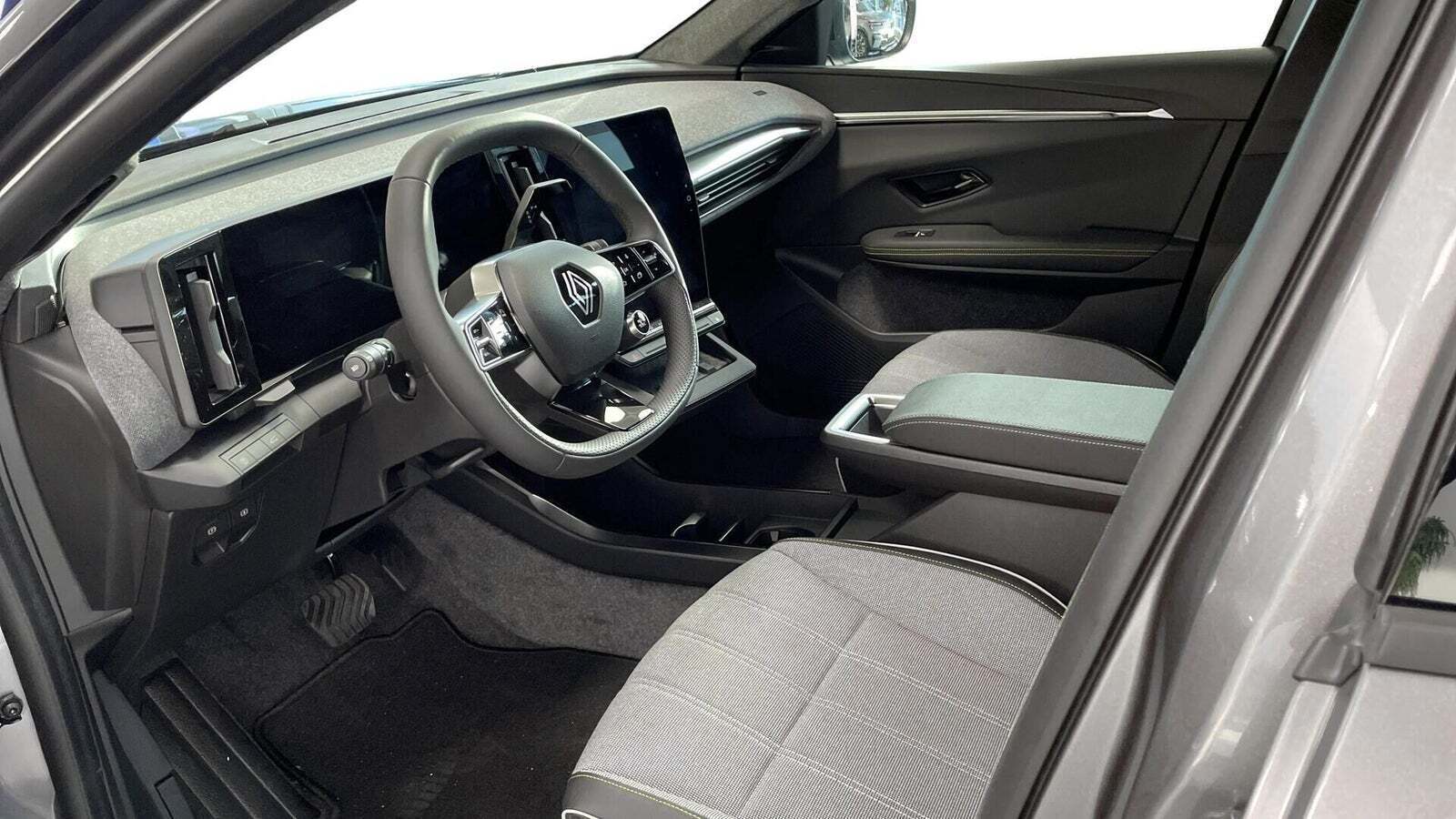 Renault Scenic E-Tech 87 Techno