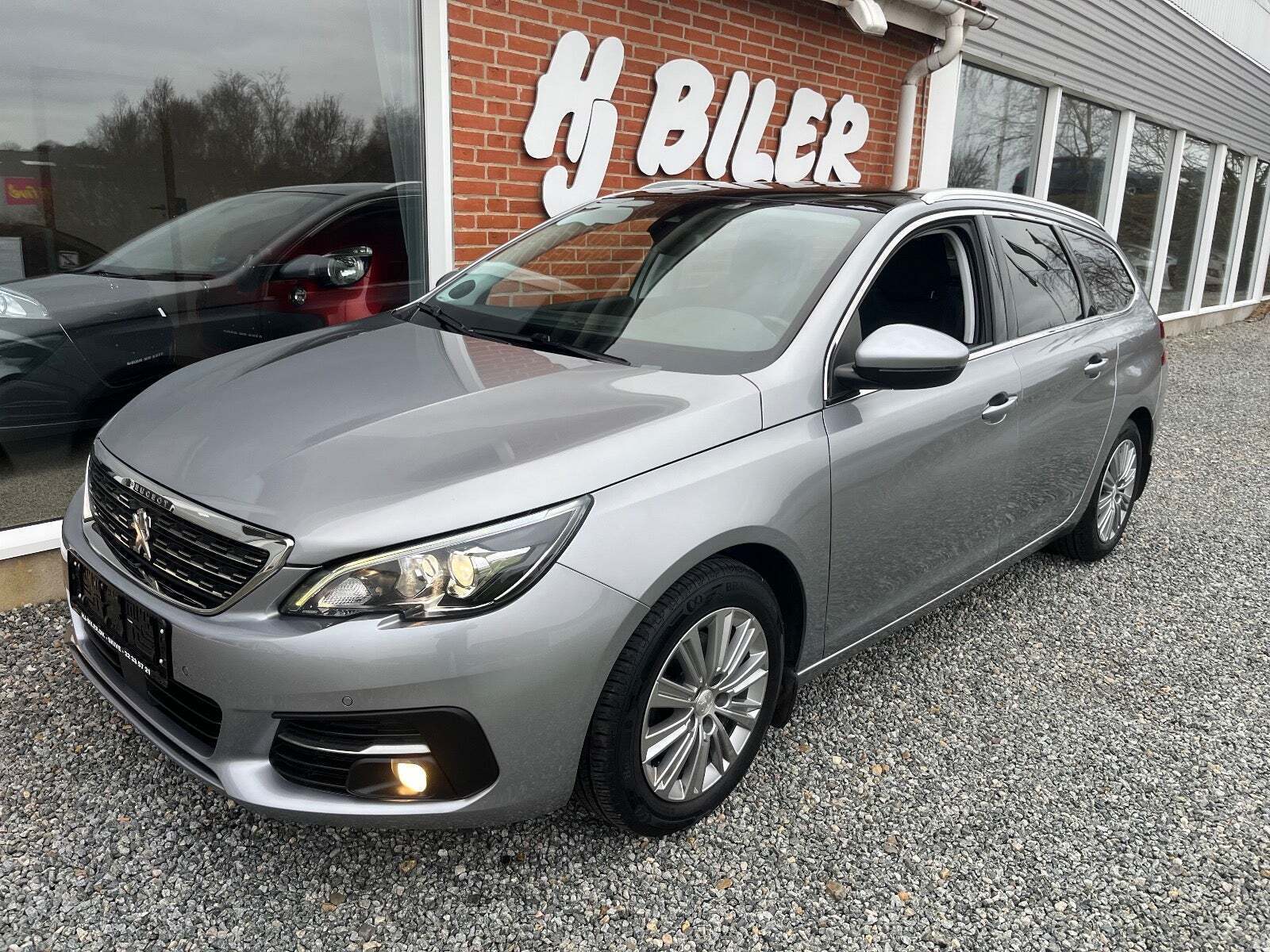 Peugeot 308 1,6 BlueHDi 120 Allure Sky SW