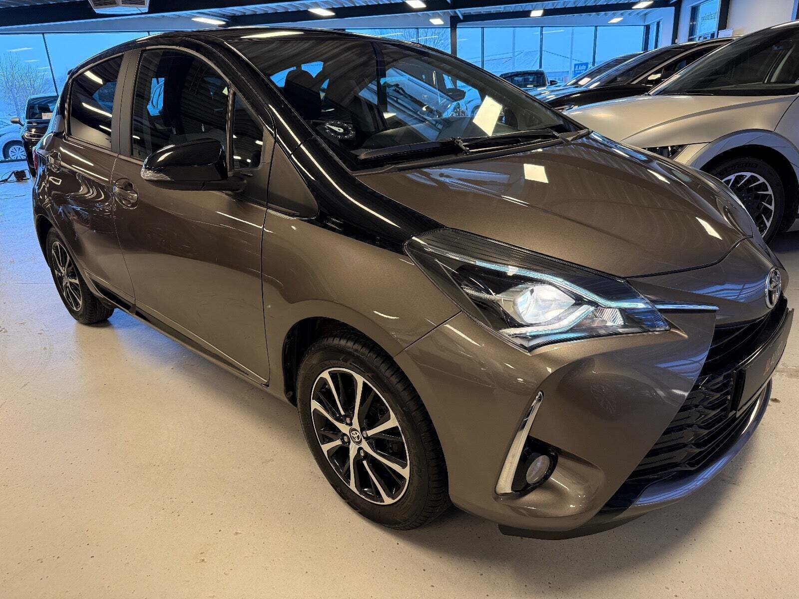 Toyota Yaris 1,5 VVT-iE T3 Premium