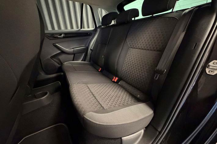 Sort Skoda Rapid fra 2018