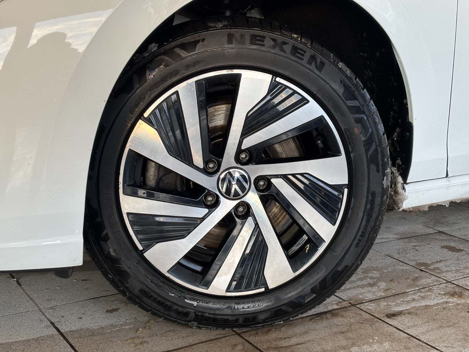 VW Golf VIII 1,4 eHybrid DSG