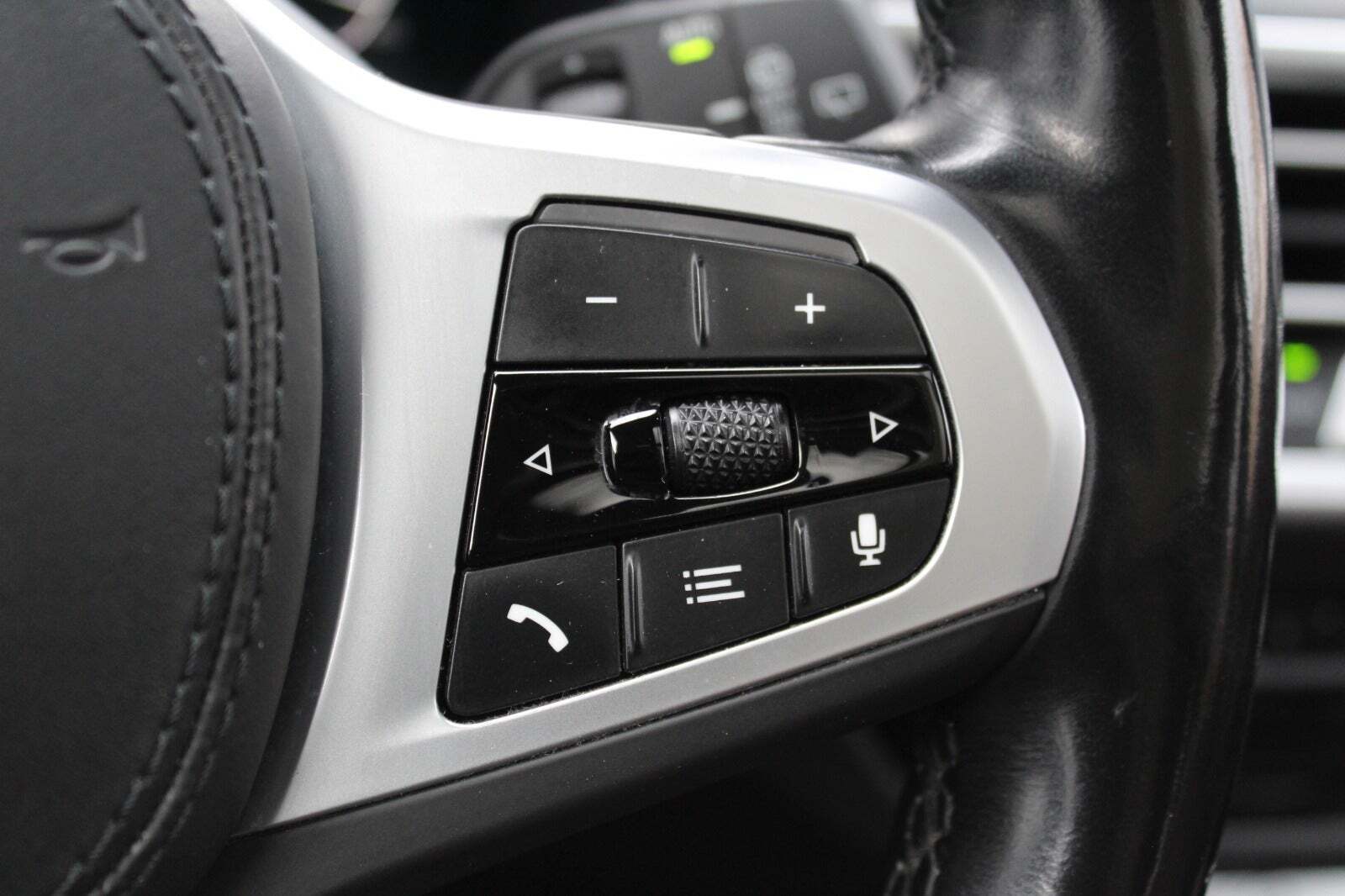 Sort BMW iX3 fra 2022