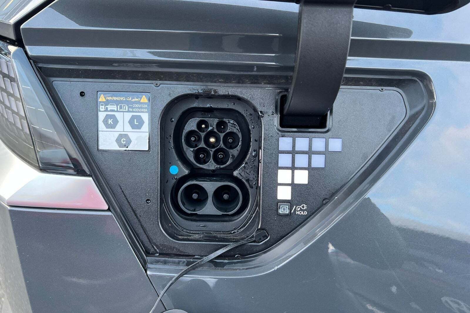 Grå Hyundai Ioniq 5 fra 2025