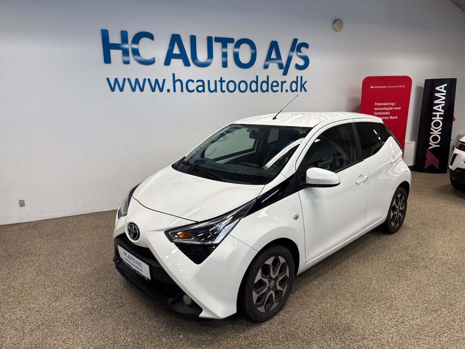 Hvid Toyota Aygo fra 2020