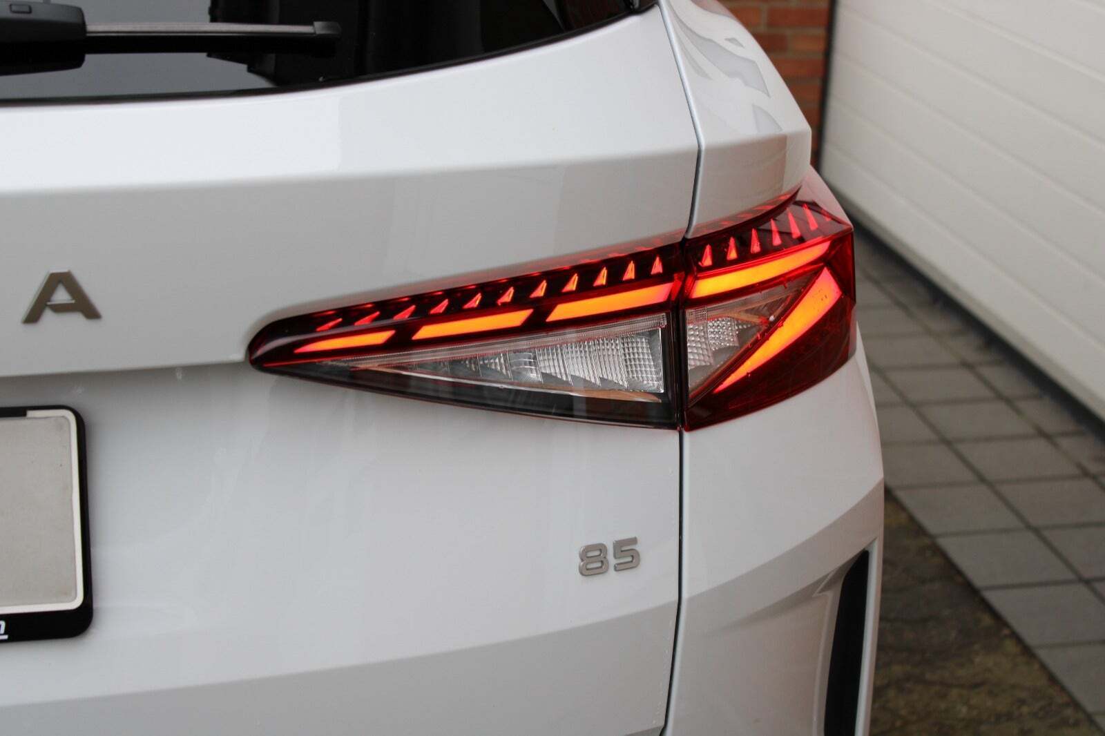 Hvid Skoda Elroq fra 2025