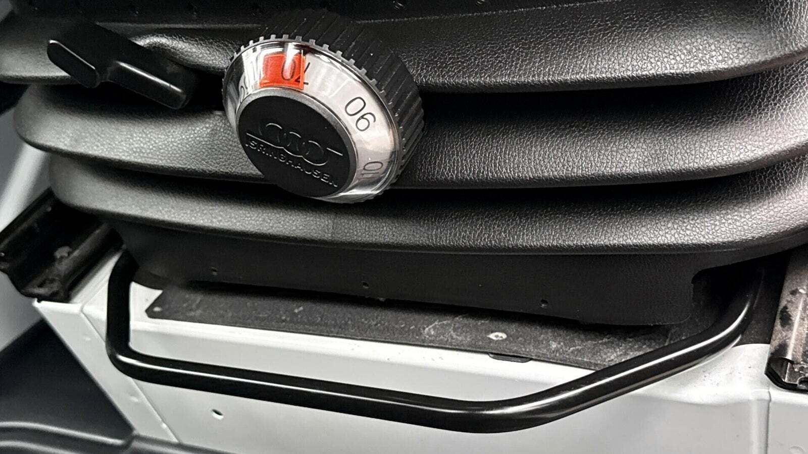 Hvid Mercedes Sprinter 317 fra 2025