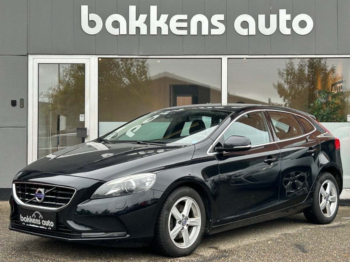 Volvo V40 1,6 D2 115 Momentum aut.