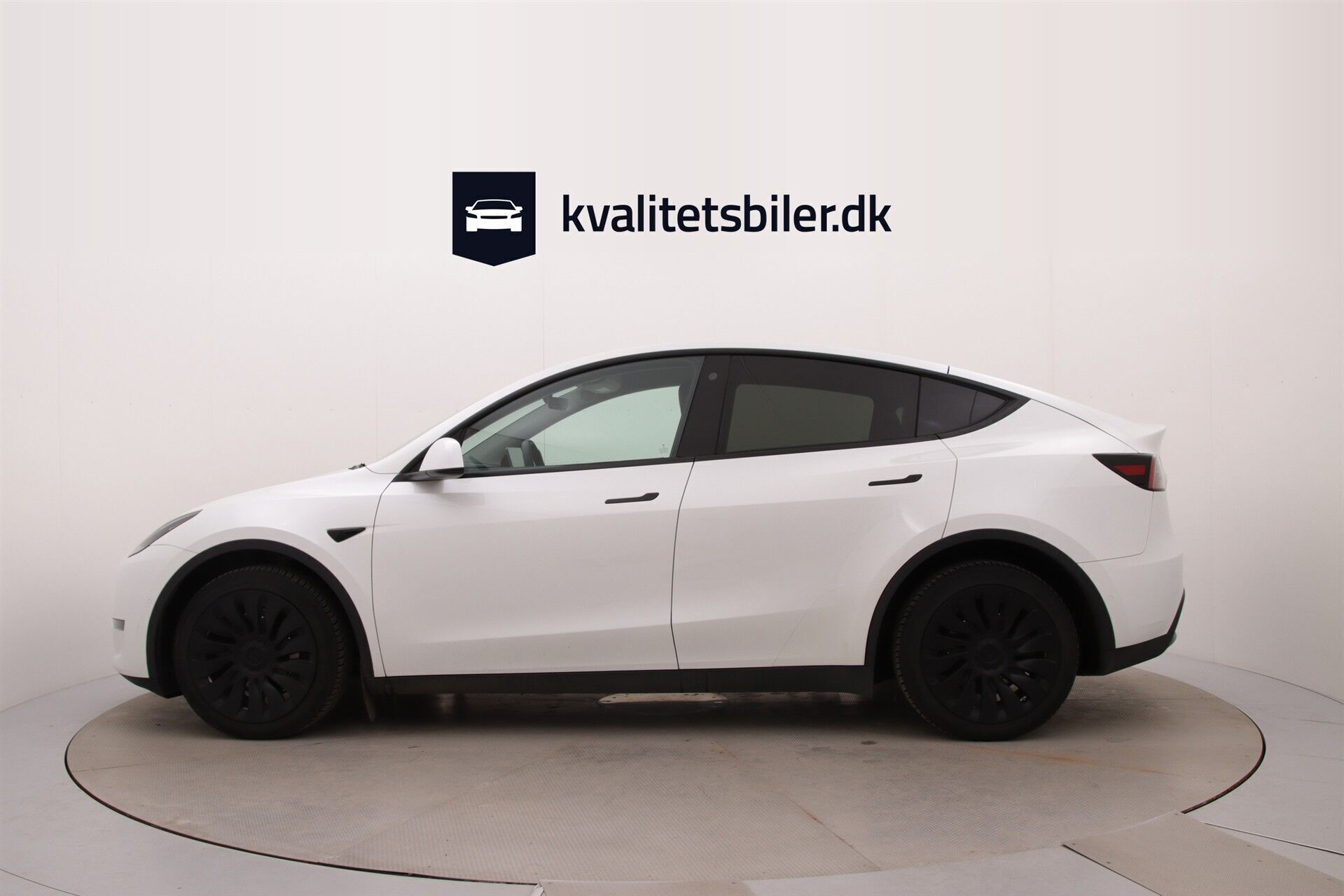 Tesla Model Y EL Long Range AWD 514HK 5d Aut.