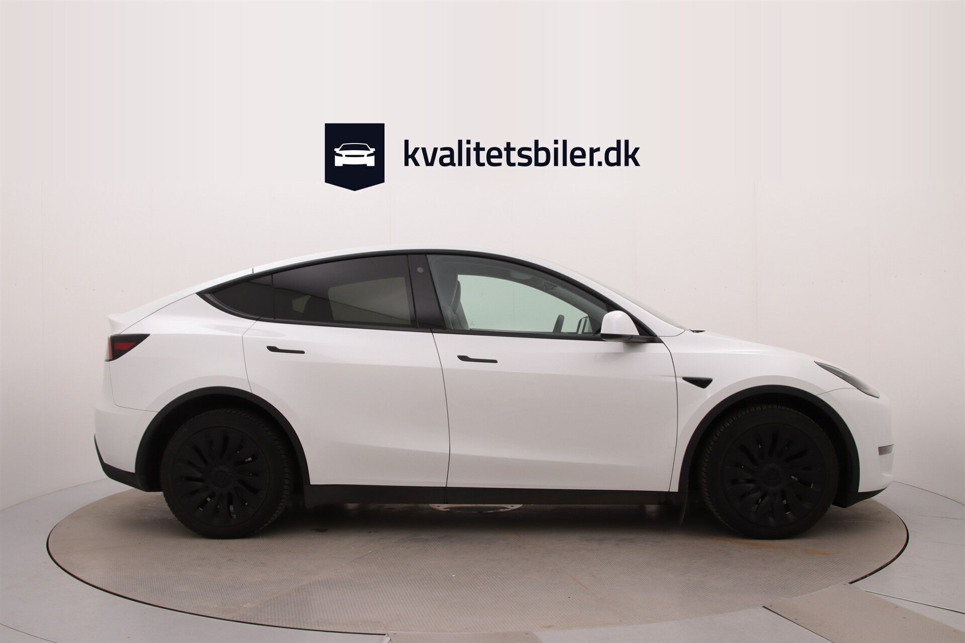 Tesla Model Y EL Long Range AWD 514HK 5d Aut.
