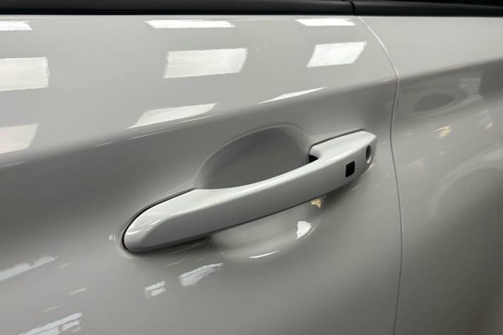 Hvid Hyundai Kona fra 2022