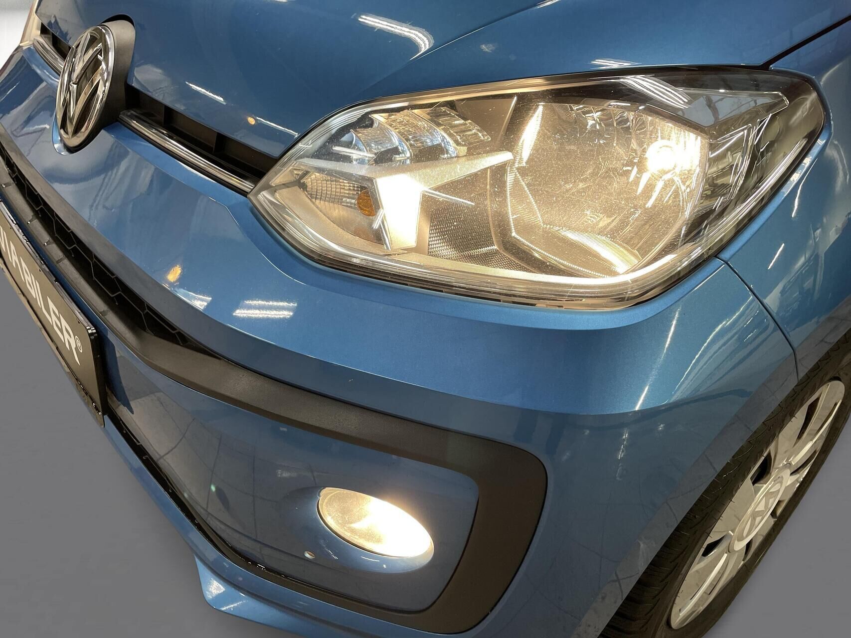 Blå VW up fra 2016